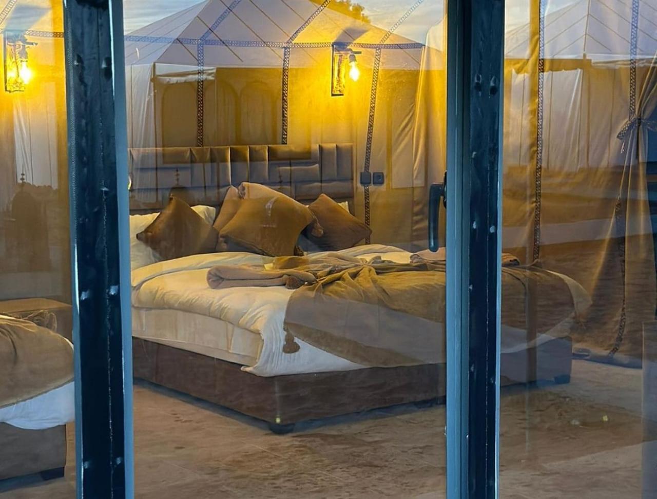 Отель Unique Sahara Camp Мерзуга Экстерьер фото